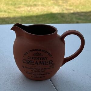 🟢 Henry Watson Country Creamer - Brown